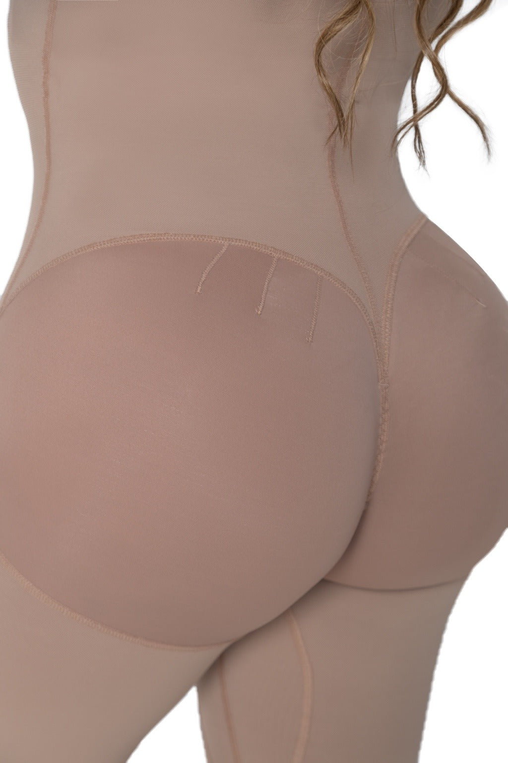 Faja JL 3060 vista de espalda con diseño moldeador y realce natural de glúteos
