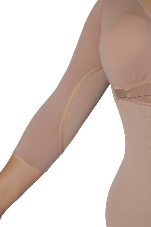 Faja JL 3060 detalle de la manga larga postoperatoria ideal para recuperación 
