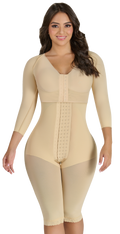 Faja postquirúrgica de cuerpo completo M y D 0471 con mangas largas y brasier integrado.

