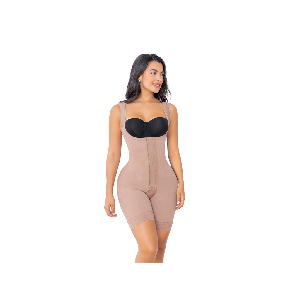 Faja colombiana JL 2881 vista de frente con broches y control de abdomen ajustable
